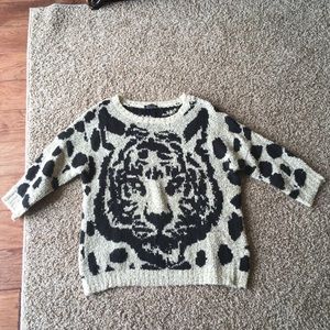 Black and Gold Tiger Print